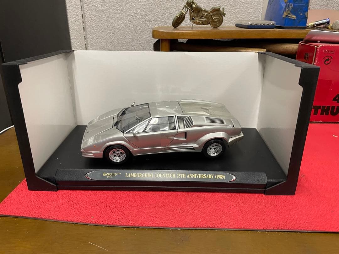 ランボルギーニ　カウンタック25thアニバーサリー1989