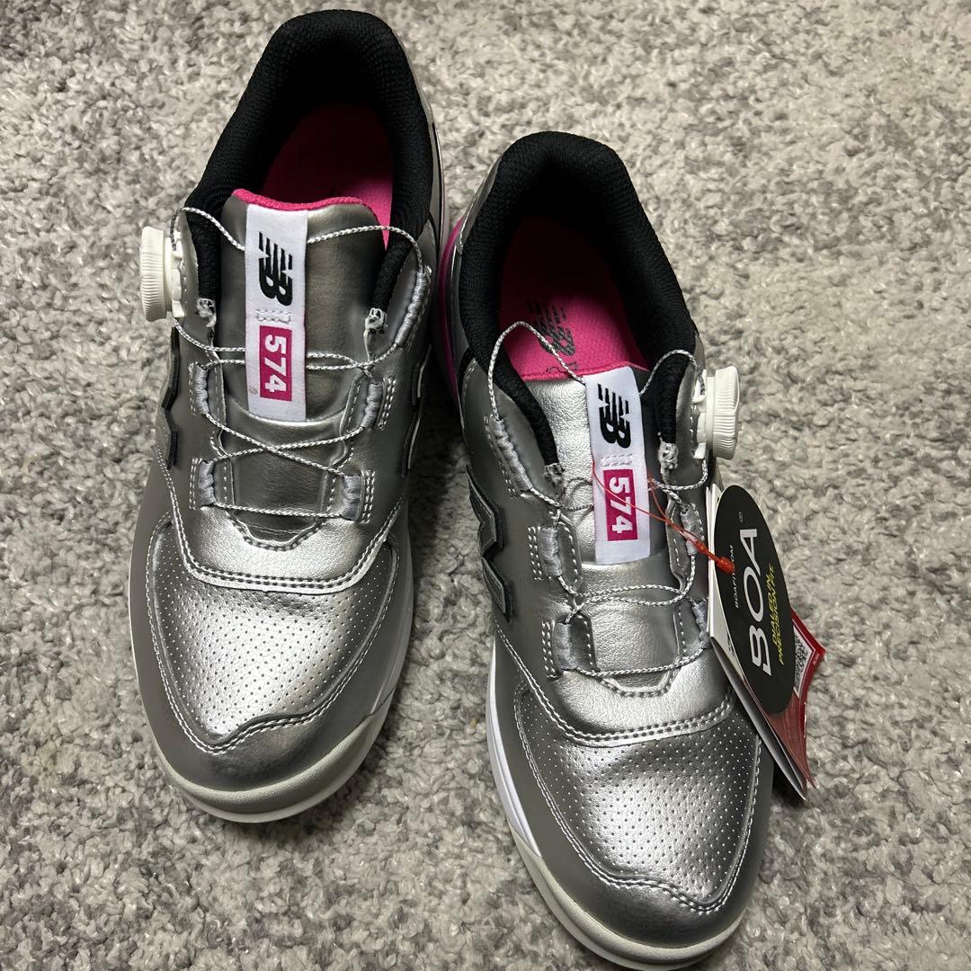 New Balance 574 ゴルフシューズ シルバー 女性用 - メルカリ