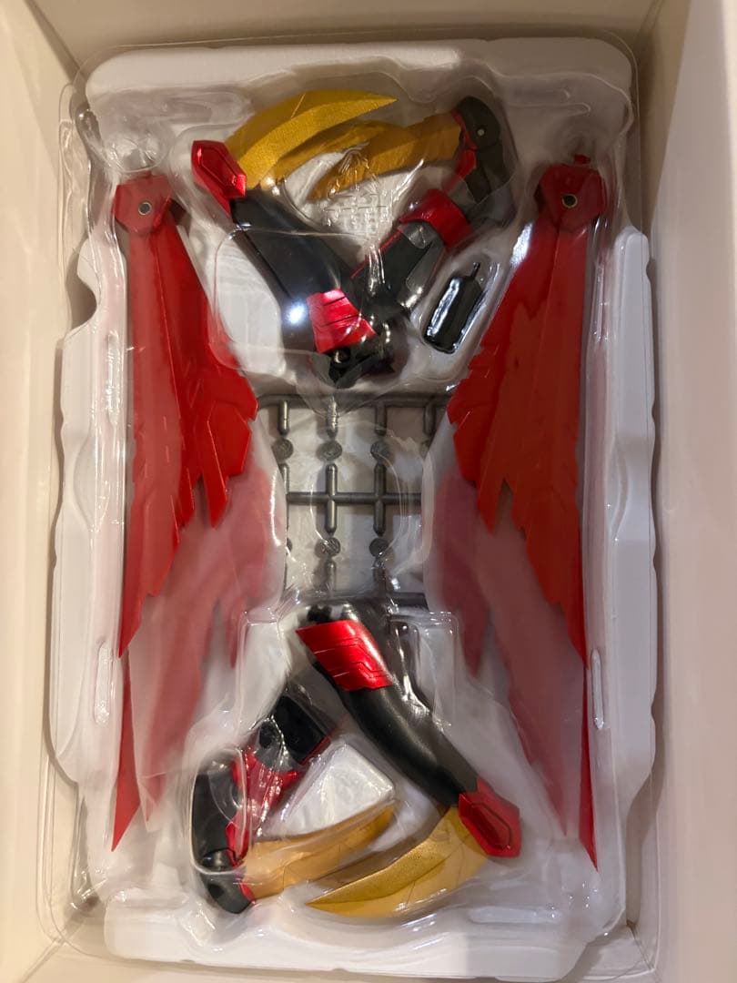 M*e様 BANDAI 仮面ライダー フィギュアーツ　オーズ　タジャドル　真骨彫