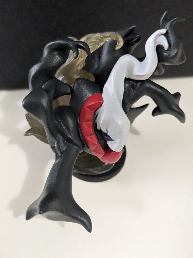 海洋堂 ダークライ フィギュア 予約特典の通販はau PAY マーケット