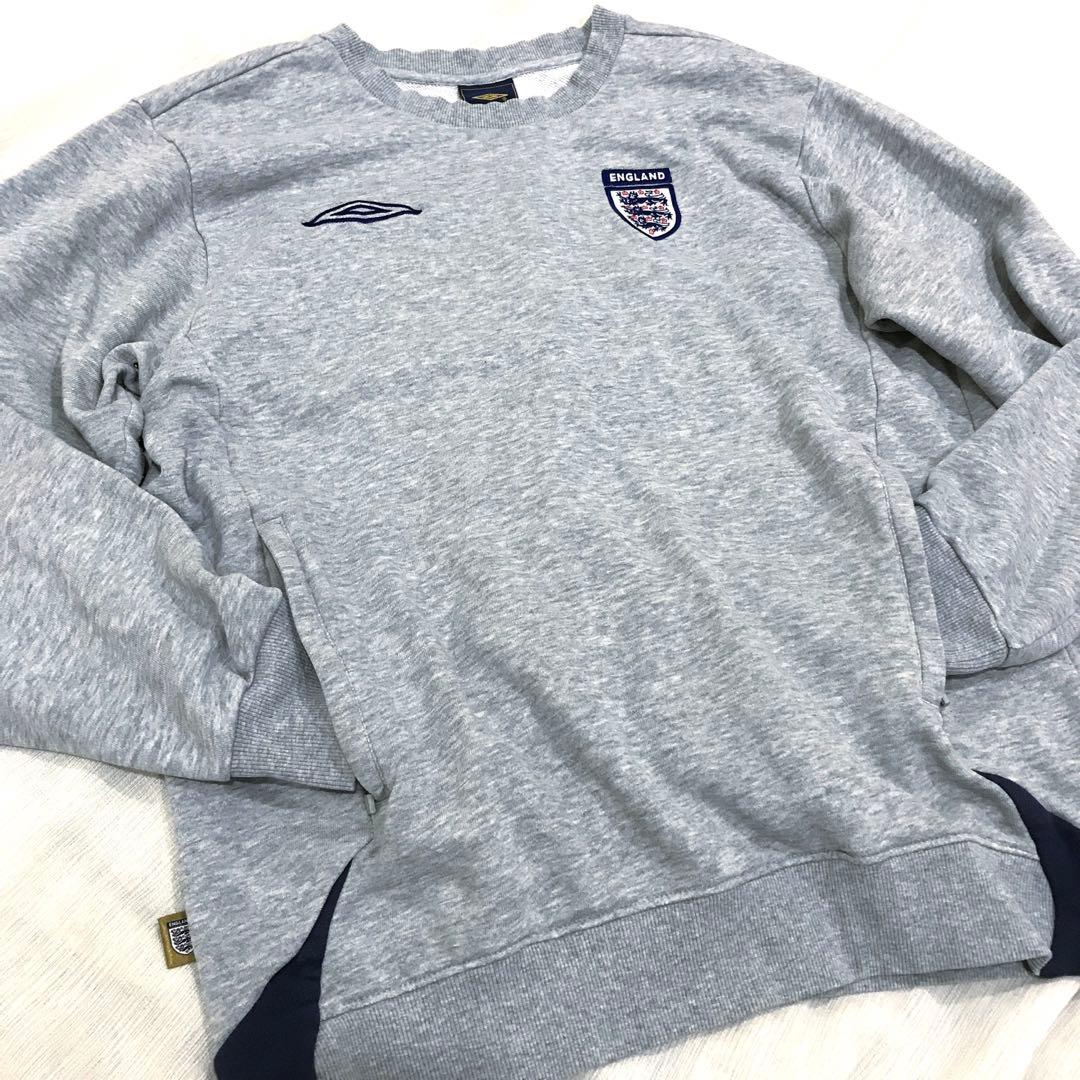 在原みゆ紀着用】アンブロイングランドスウェットトレーナーアンセム