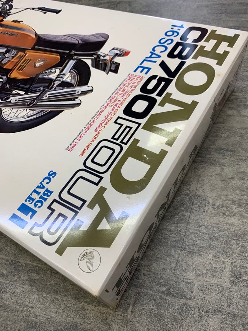 タミヤ　1/6ホンダ　ドリーム　CB750 FOUR 未組立