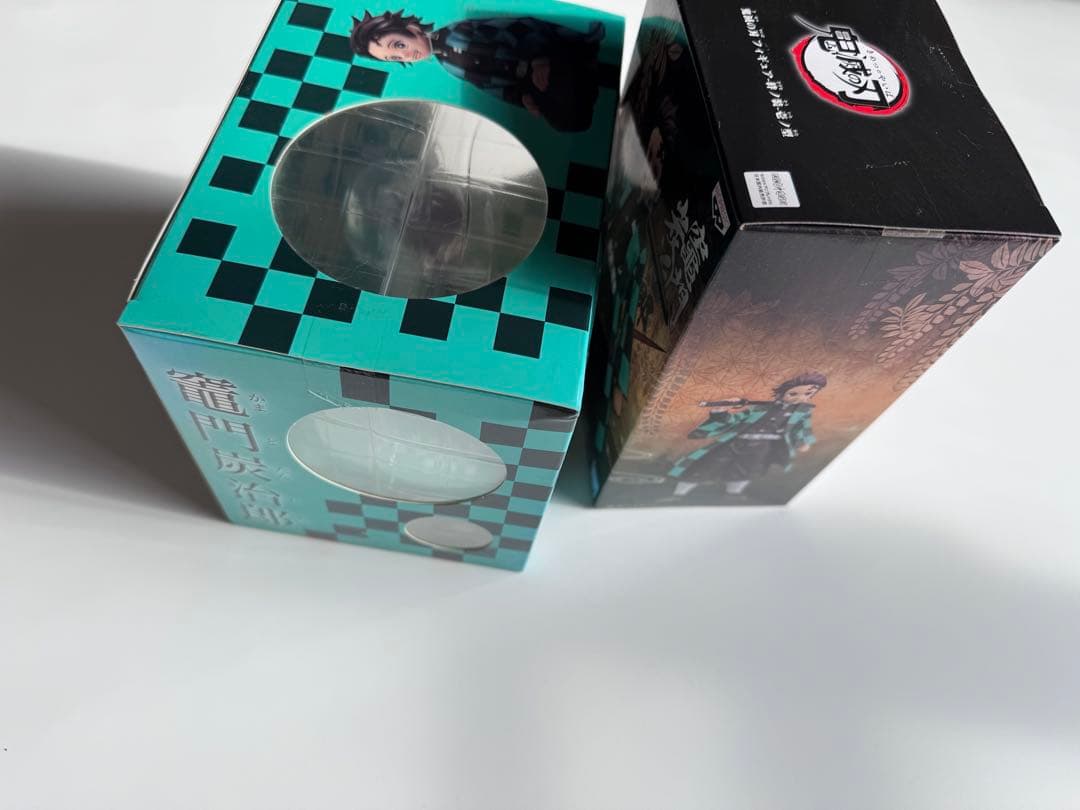 鬼滅の刃　炭治郎　フィギュア