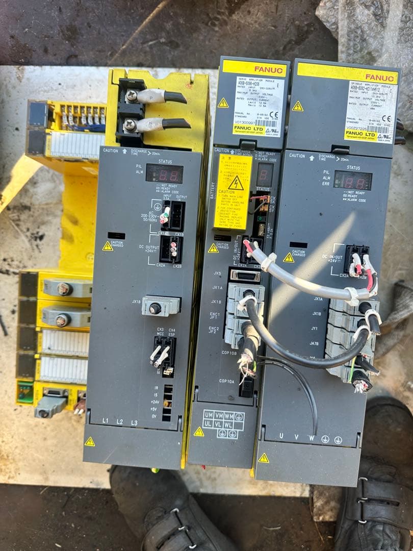 FANUC 21i-T 制御装置 モニター付き - メルカリ