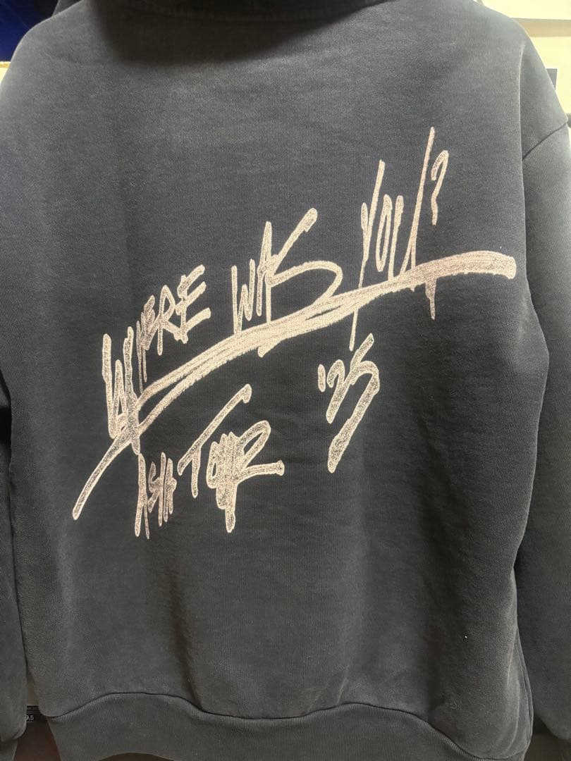 travis scott トラヴィススコット　パーカー　Lサイズ新品
