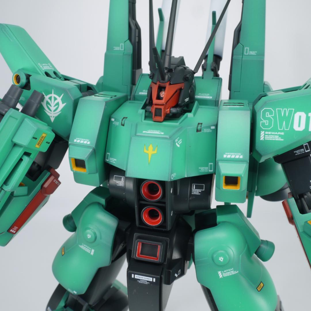 ガンプラ　HG ドーベンウルフ　全塗装　完成品