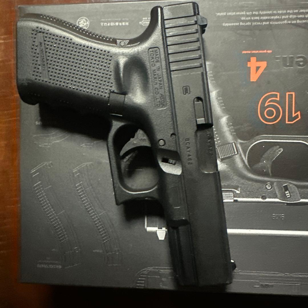Glock 19 Gen.4 ガスブローバックハンドガン