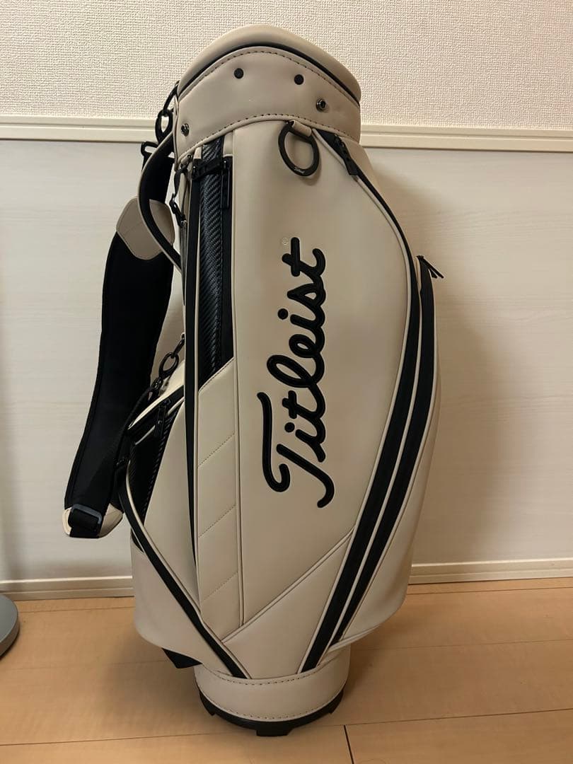 最終値下げ　Titleist タイトリスト コアエッセンシャル キャディバッグ Titleist（タイトリスト） コアエッセンシャル キャディバッグ : GDO