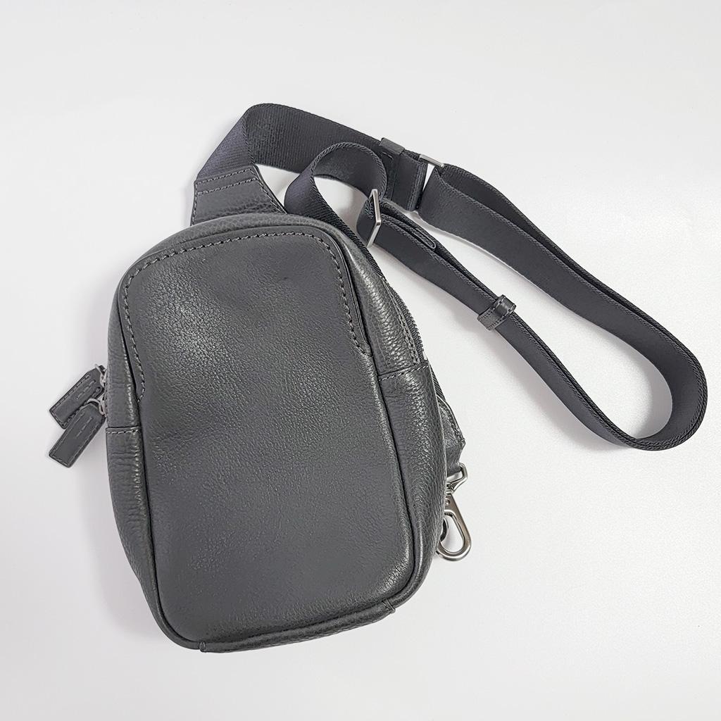 【ぺこ】土屋鞄トーンオイルヌメ クロスボディバッグレザー　ブラック黒　美品 数量限定色】トーンオイルヌメ クロスボディバッグ – ボディバッグ