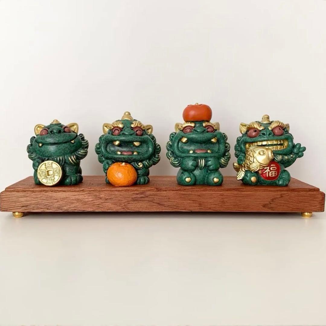 縁起物‪☆徳化白磁作家 監修/貔貅（ひきゅう）4体セット 木製台座‬