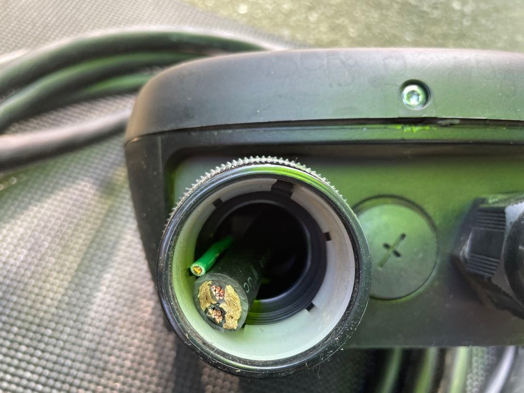 EV用200V充電器/Wallbox製Pulsar Plus