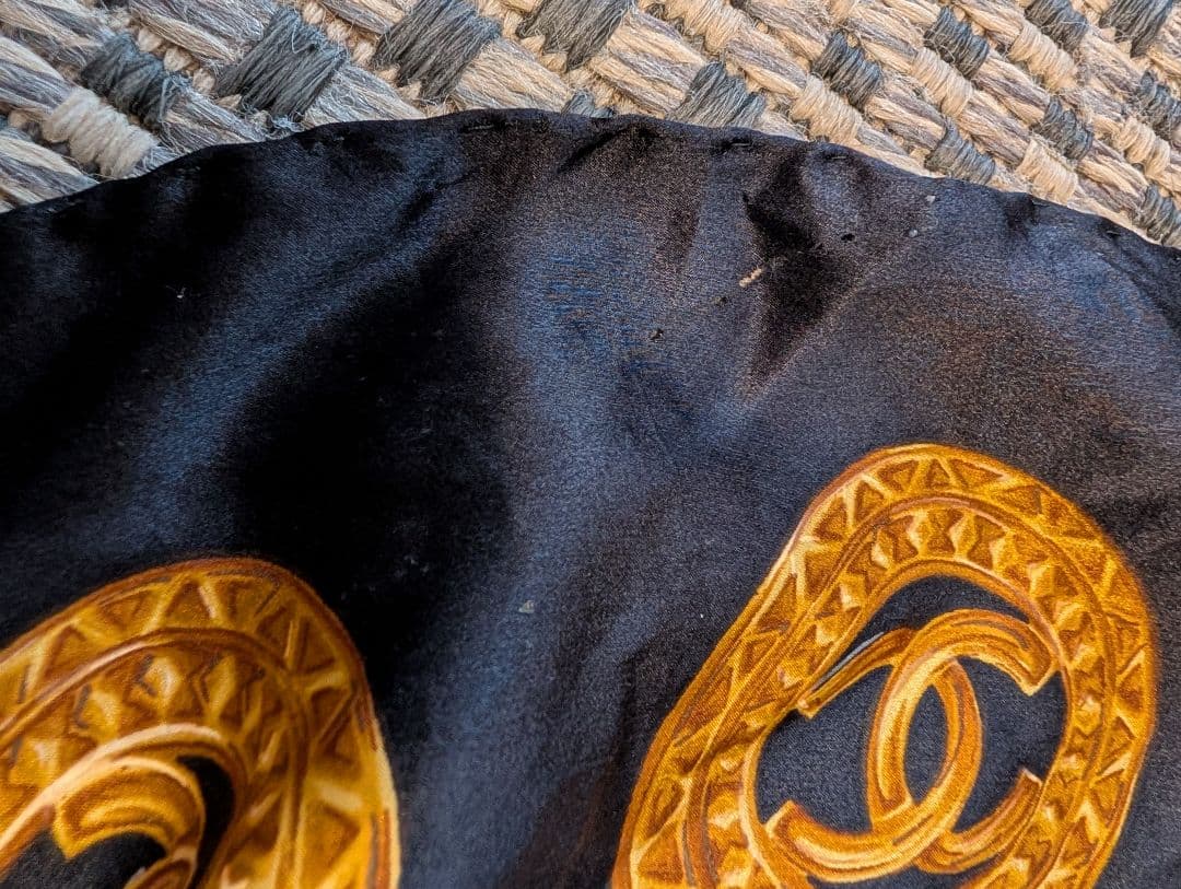 ◇訳あり◇CHANEL コインデザイン スカーフ大判シルク正方形レア年代物