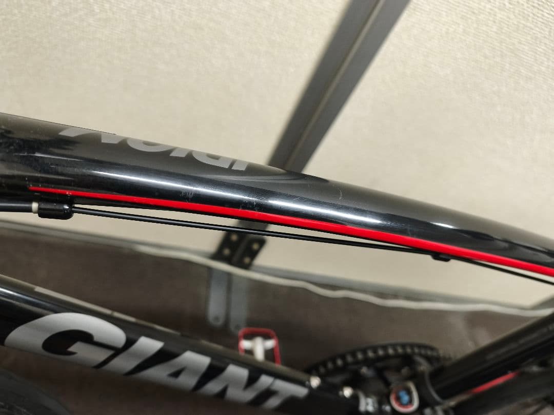 GIANT IDIOM Mサイズ 20インチ ブラック/レッド