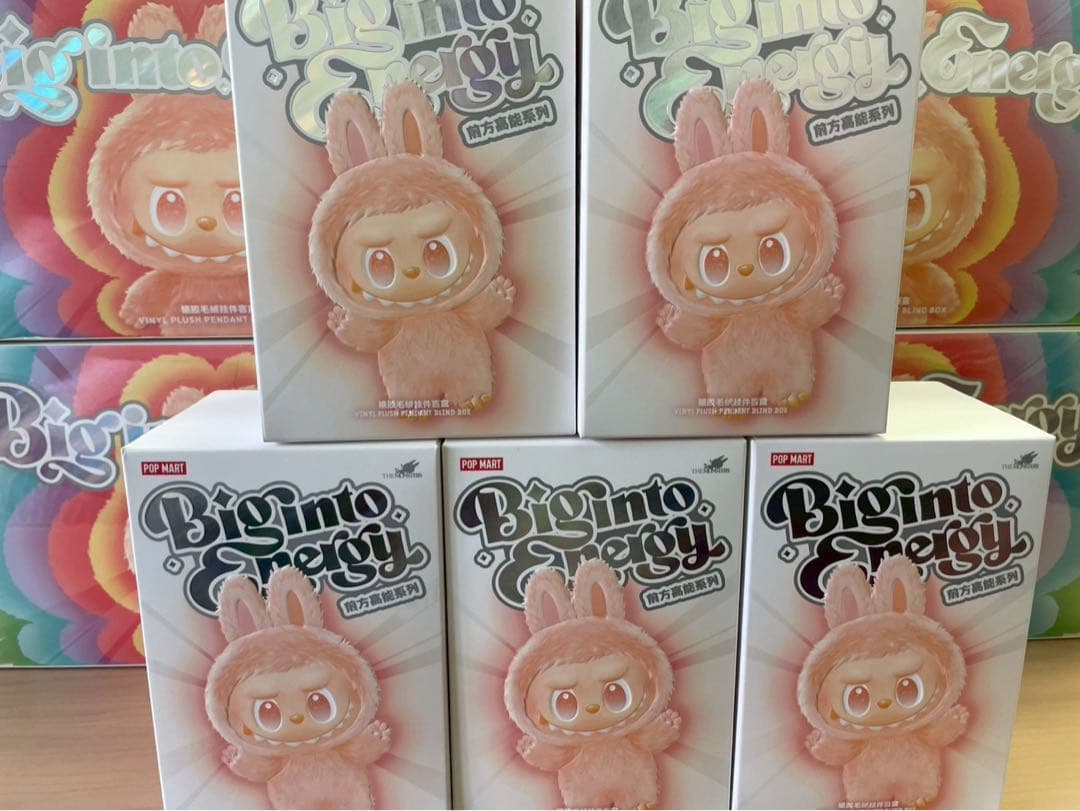 ⭐️【正規品】Labubu ラブブ 5ピース Big into Energy