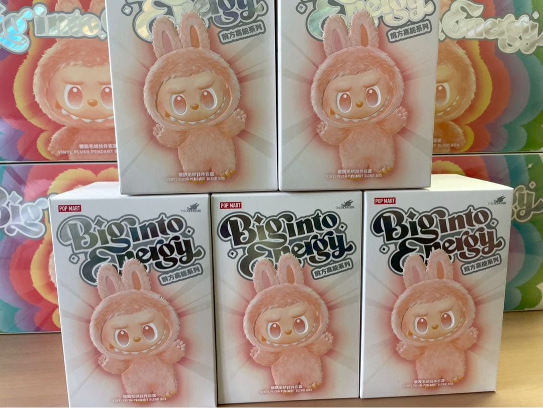 ⭐️【正規品】Labubu ラブブ 5ピース Big into Energy