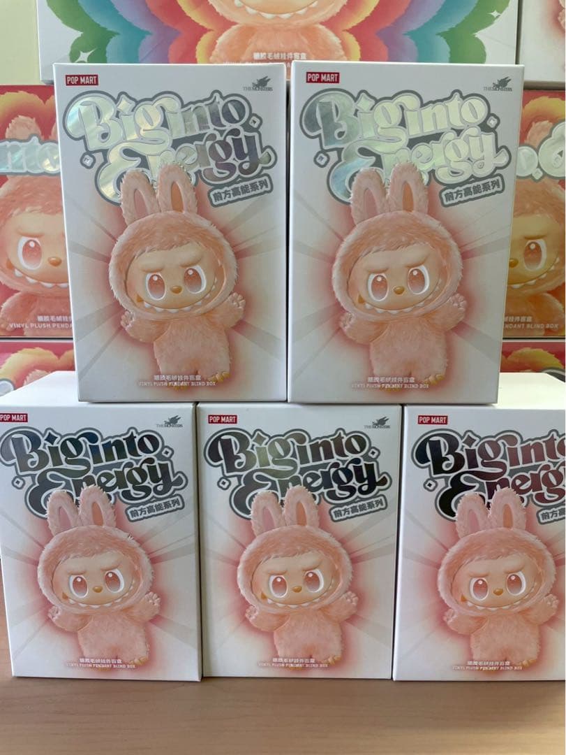 ⭐️【正規品】Labubu ラブブ 5ピース Big into Energy