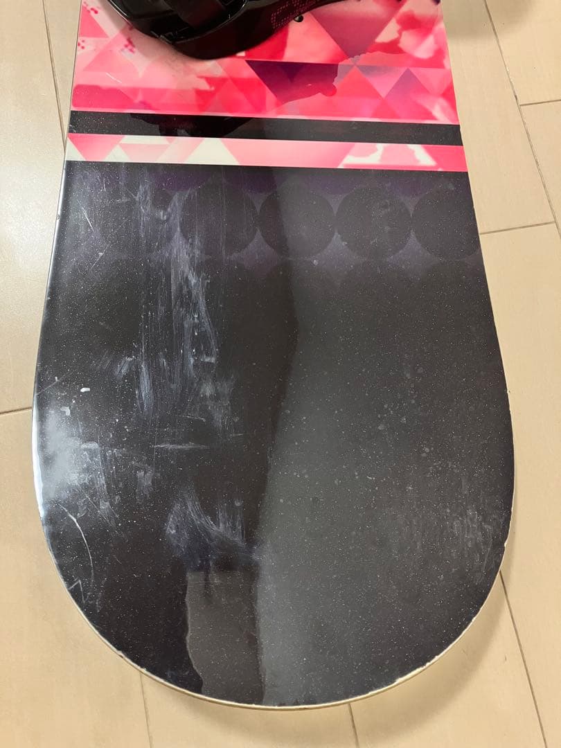 SALOMON サロモン143cm スノーボードとビンディングセット大阪手渡可