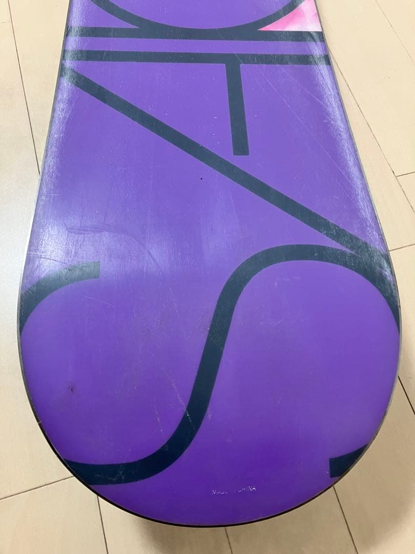 SALOMON サロモン143cm スノーボードとビンディングセット大阪手渡可