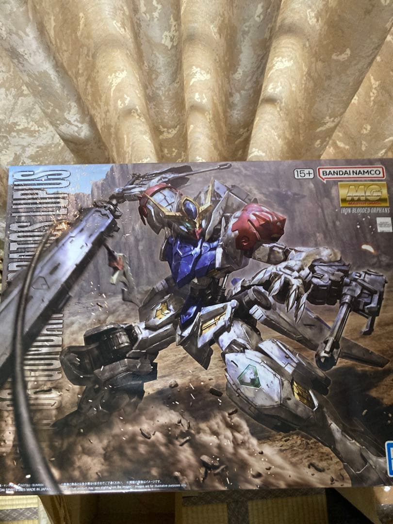 新品未使用　MG 1/100 ガンダムバルバトスルプス