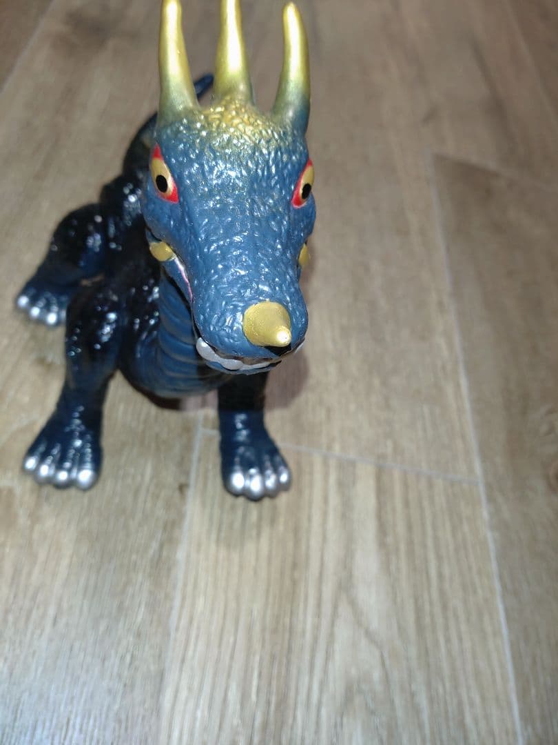 マスダヤ ミドロン ソフビ スペクトルマン