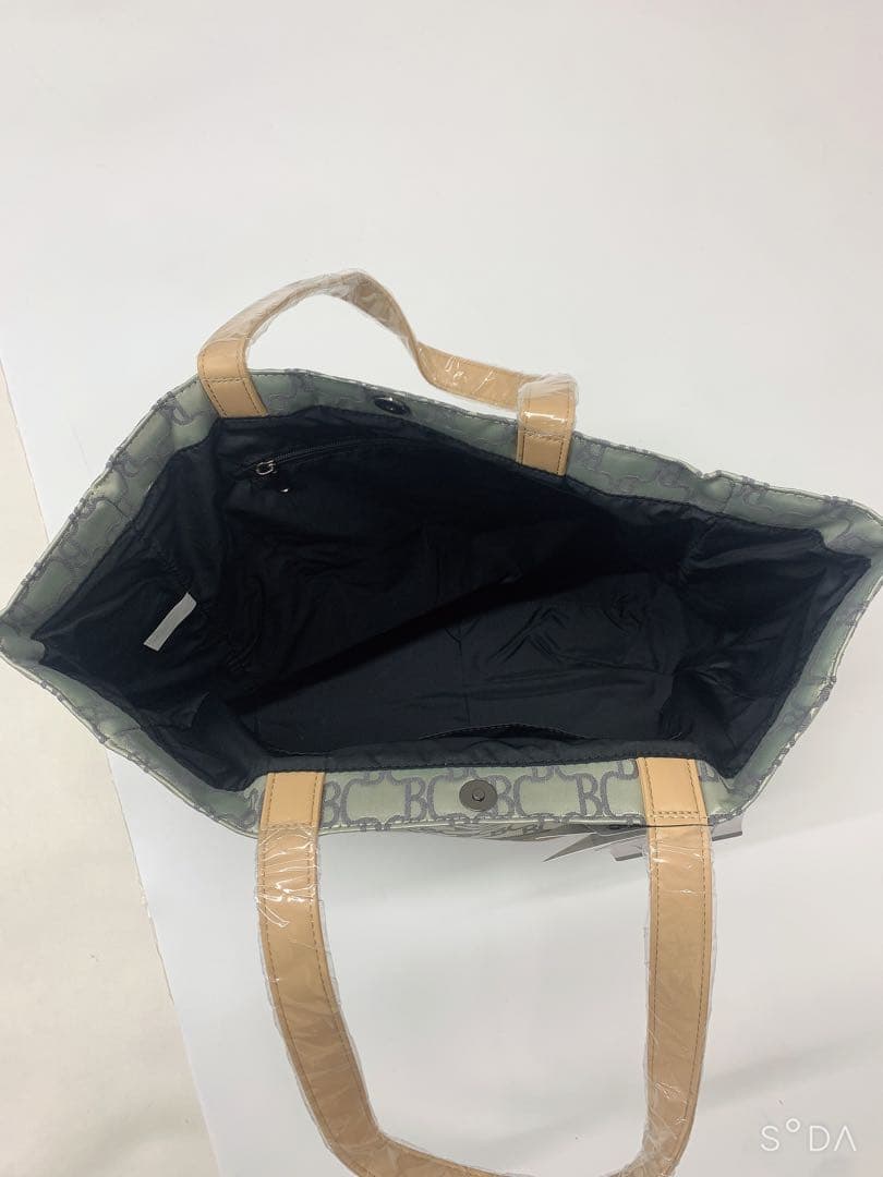 新品 BLACK CLOVER ブラッククローバー トートバッグ ベージュ