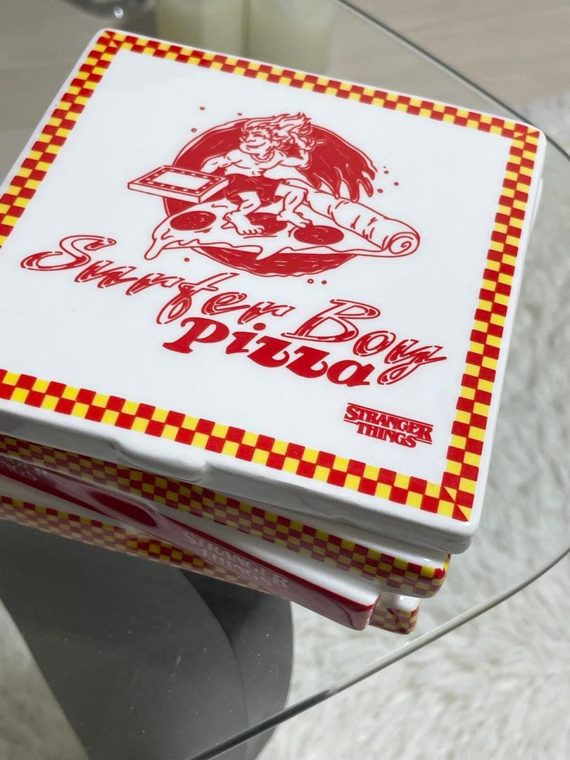 Stranger Things ピザボックス　ストレンジャーシングス　キャンドル