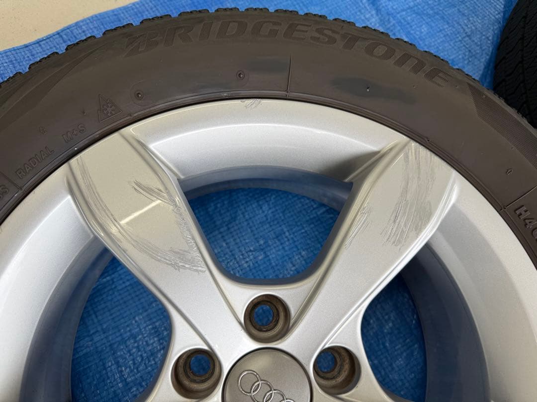 アウディ純正アルミホイール スタッドレスタイヤ185/60R/15 VRX2