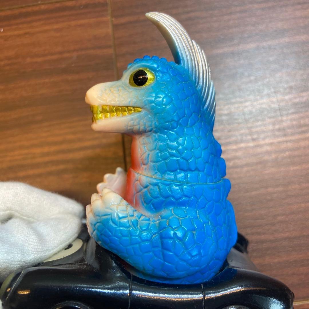 トイグラフ 怪獣レーサー アーストロン ソフビ 5376