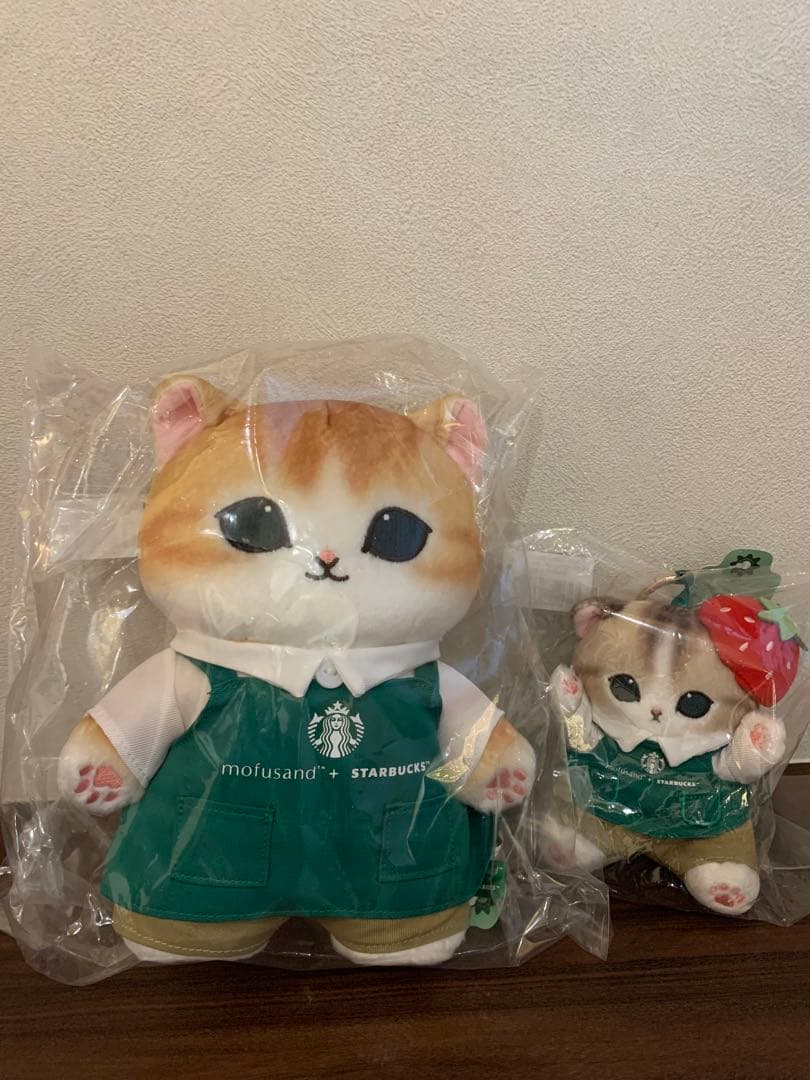 Starbucks mofusand ぬいぐるみとキーホルダーのセット　スタバ