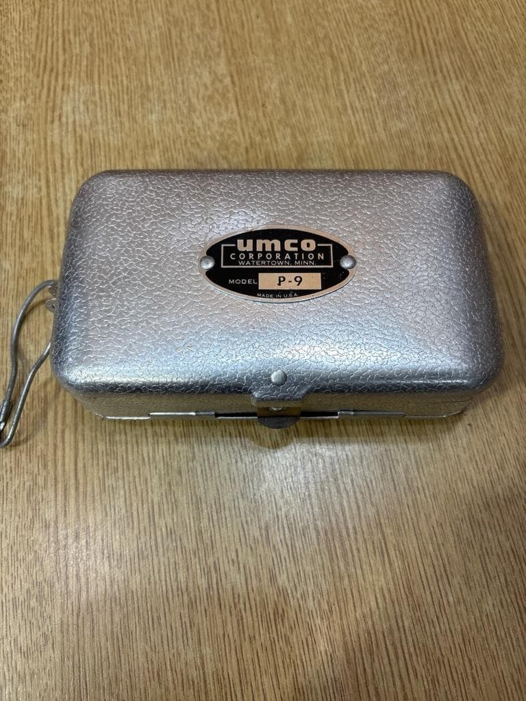 UMCO P-9 オールド アムコ タックルボックス ＋フライ 毛鉤 セット