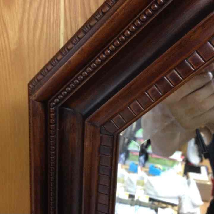 イタリア製の鏡 高さ136cm 幅48cm厚み5cm