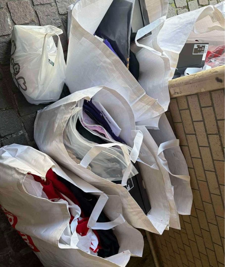 ウェア Supreme Floral Soccer Jersey \"White\"