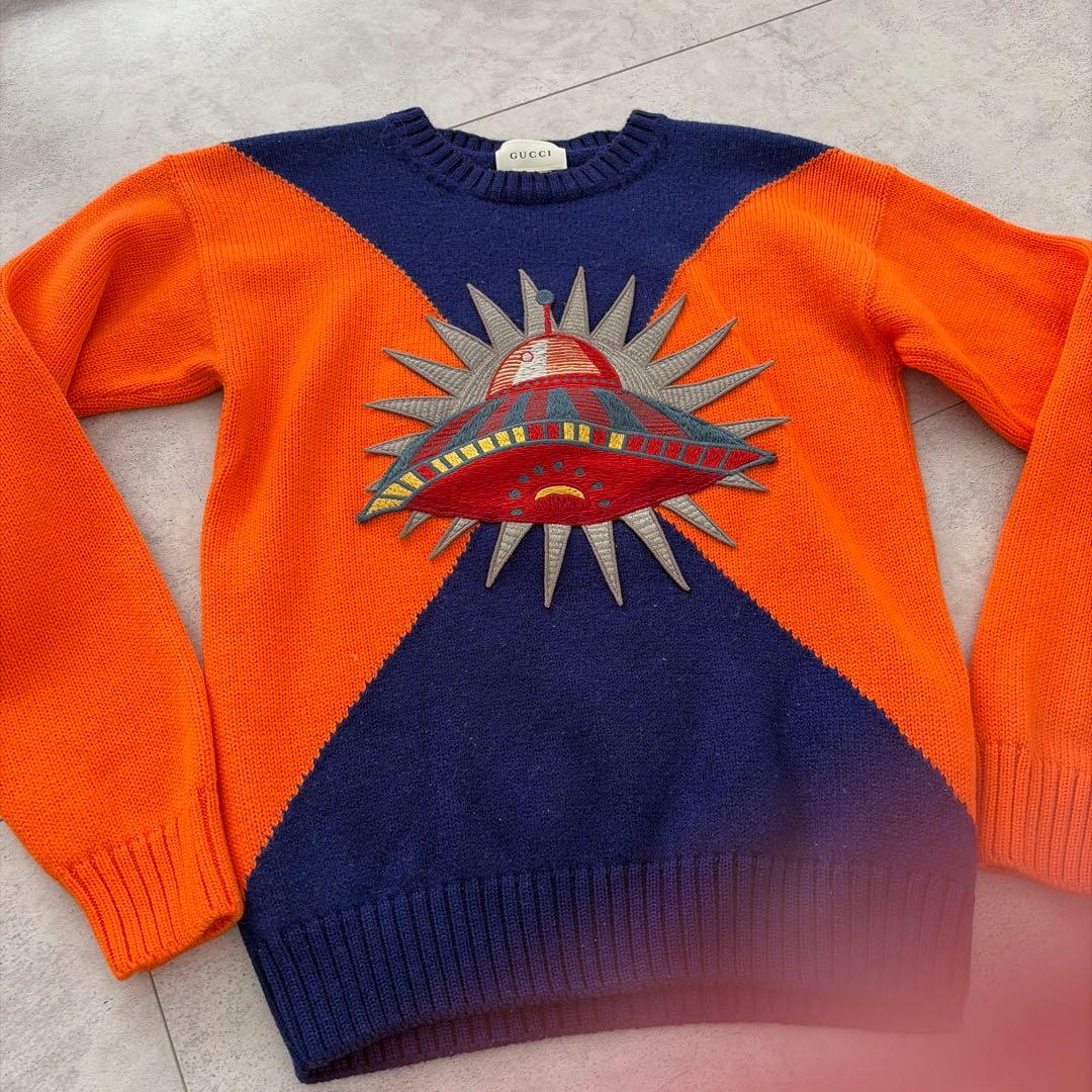 GUCCI 宇宙船刺繍 ニットセーター 激レアGUCCI ニット セーター UFO グッチ 貴重品 美品 刺繍 希少
