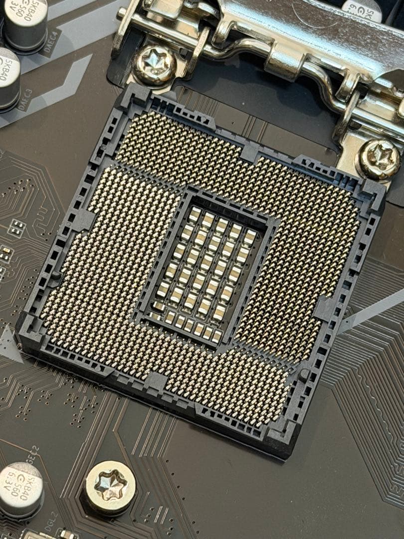 セット品】 GIGABYTE B560 DS3Hとintel i3-10105 - メルカリ