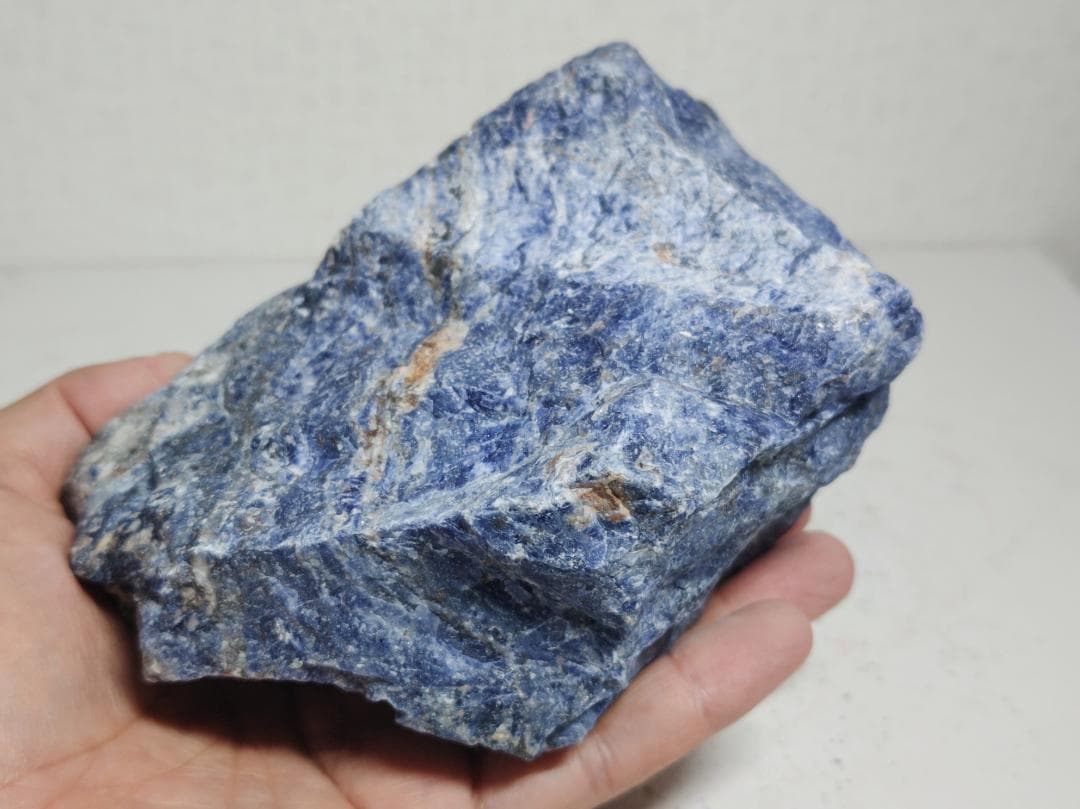 ソーダライト 1kg ラピスラズリ 原石 鑑賞石 自然石 鉱物 誕生石 水石 ラピスラズリ 15.8kg 原石 鑑賞石 自然石 誕生石 鉱石 鉱物 宝石 水石