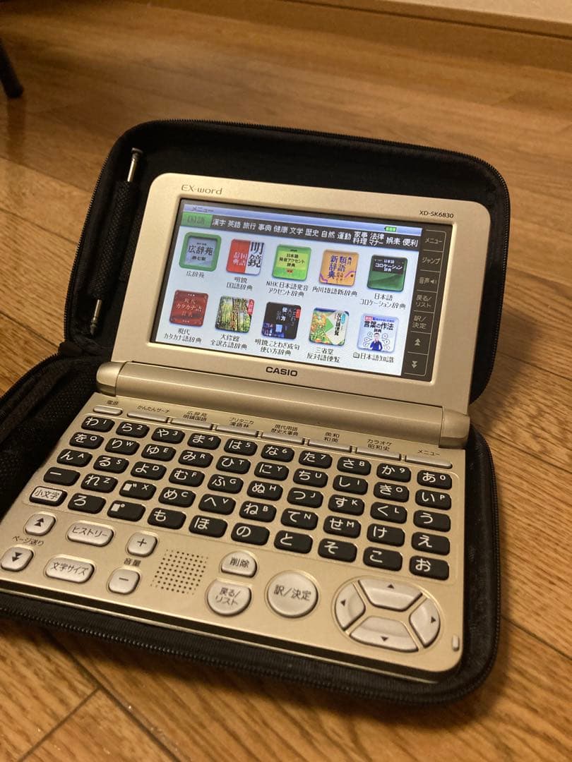 CASIO 電子辞書 XD-SK6830 - メルカリ
