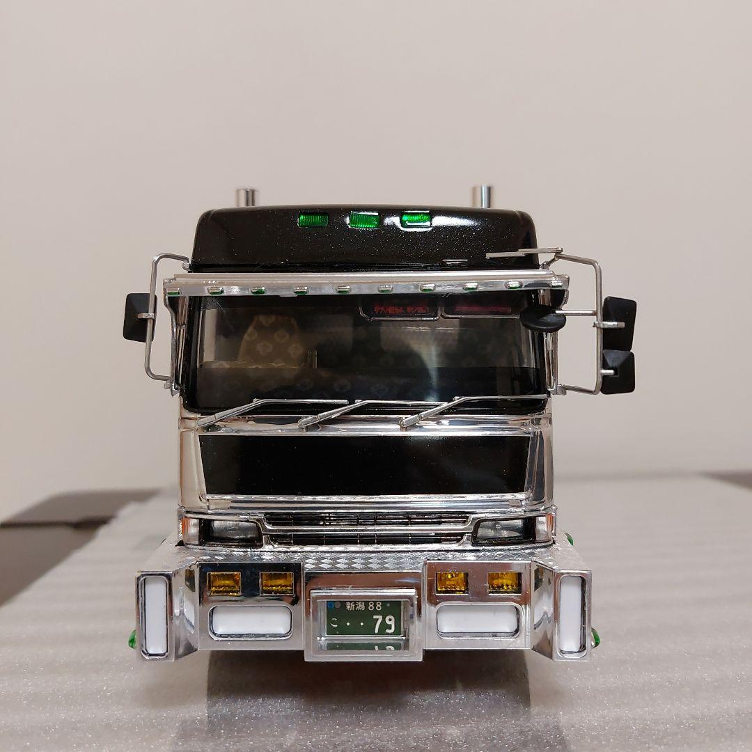 デコトラプラモデル アオシマ 1/32 日野 プロフィア テラヴィ 完成品