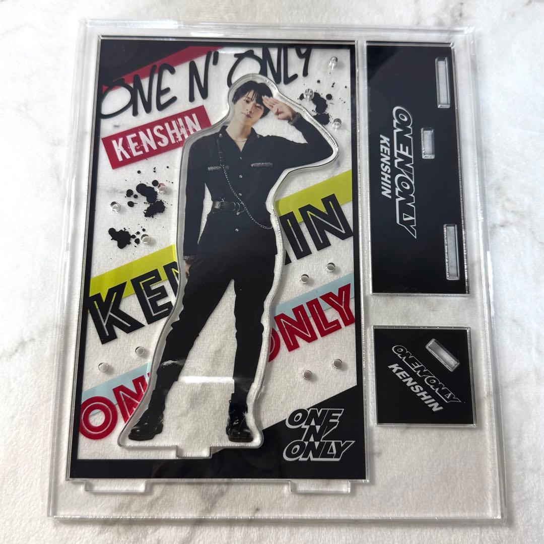 ワンエン 上村謙信 ONE N' ONLY KENSHIN アクスタ