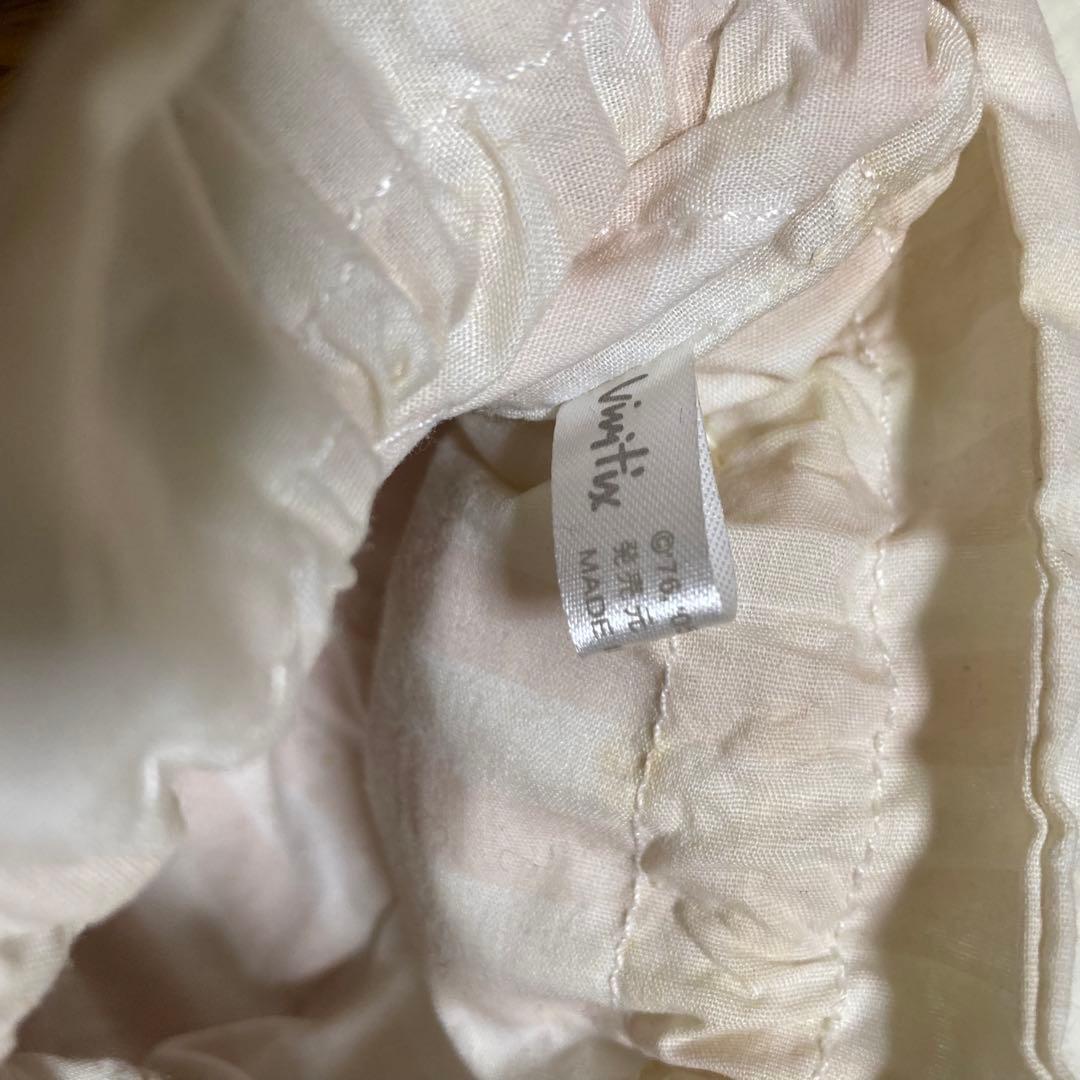 サンリオ　ハローキティ　vivitix マスコット付き　巾着　小物入れ　カゴ