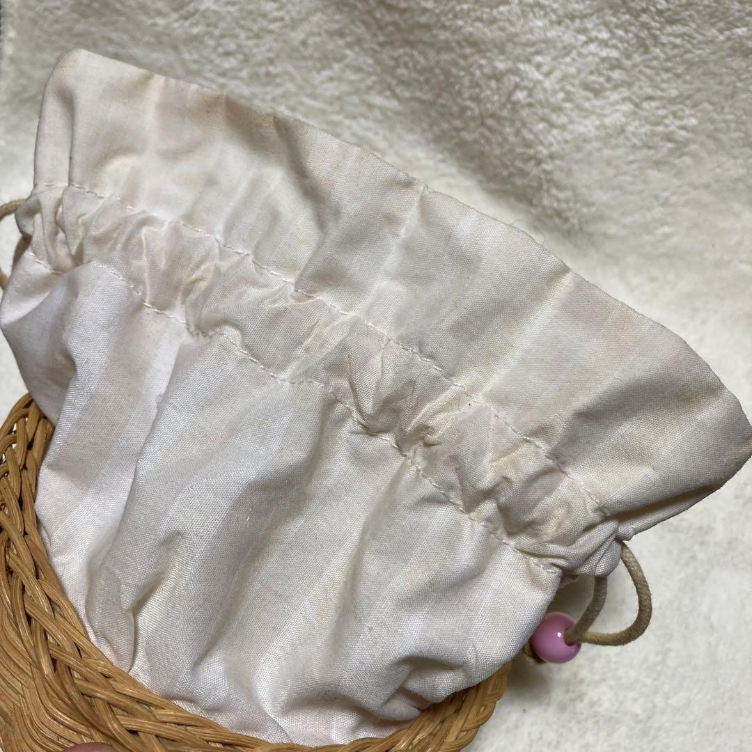 サンリオ　ハローキティ　vivitix マスコット付き　巾着　小物入れ　カゴ