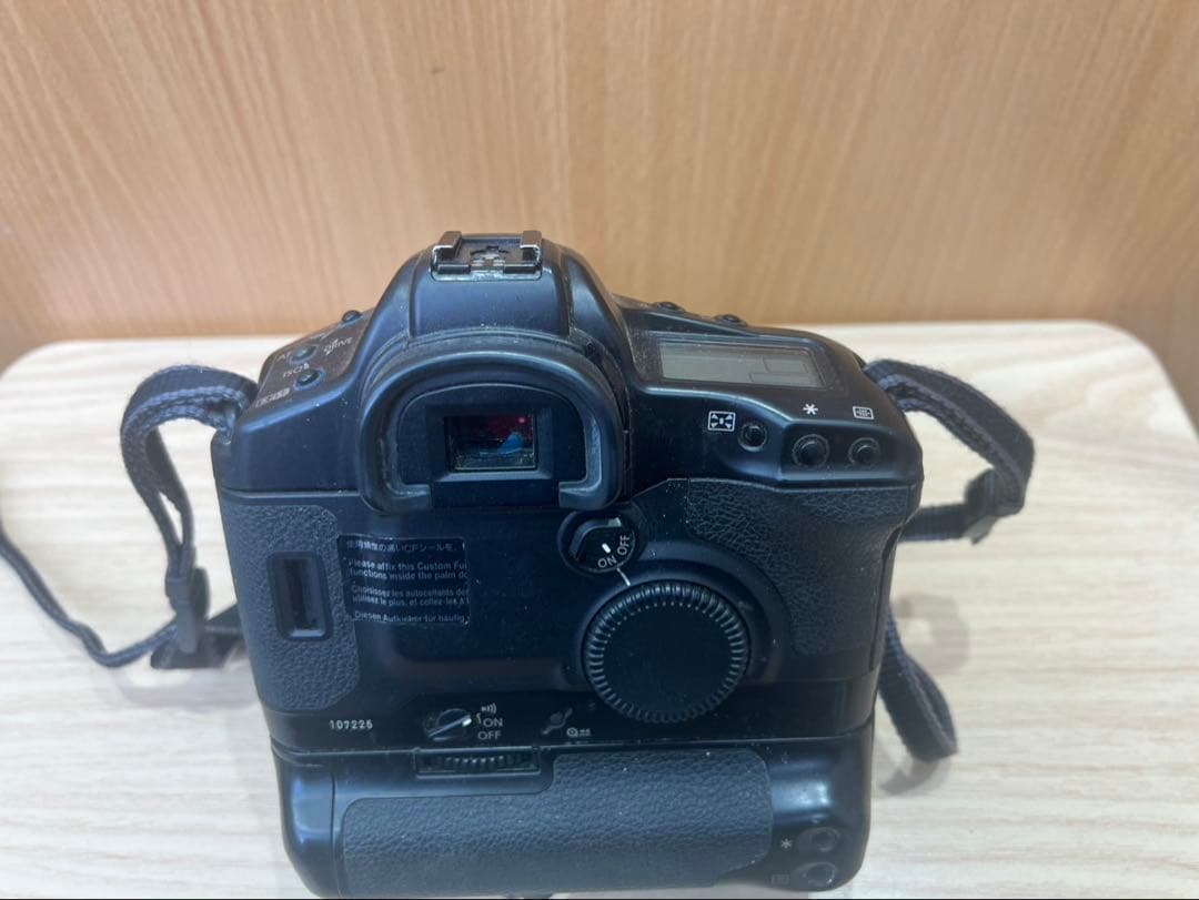 Canon キャノン EOS-1V AF 一眼レフカメラ 動作未確認 - メルカリ