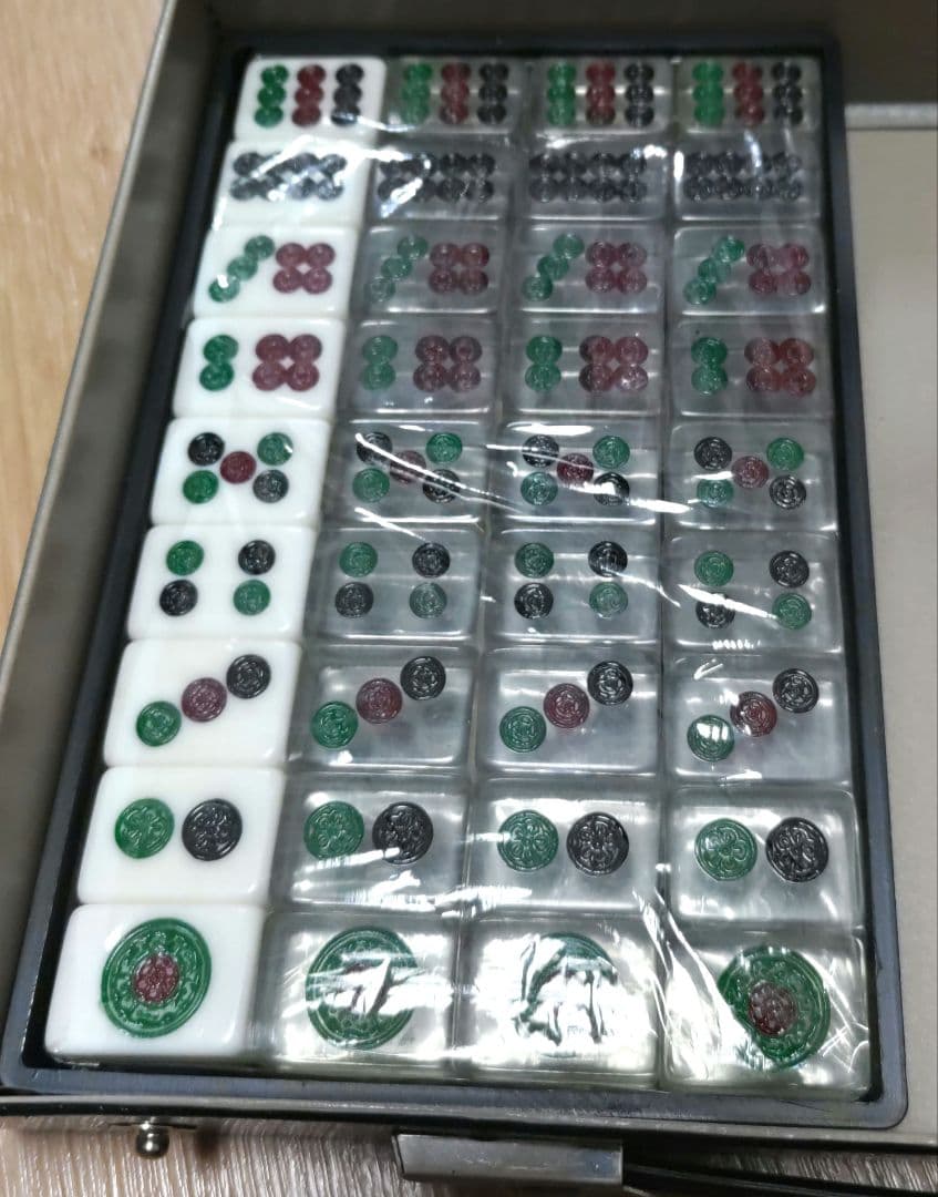 ★廃版・希少★ アカギ「クリア麻雀牌」（透明牌）