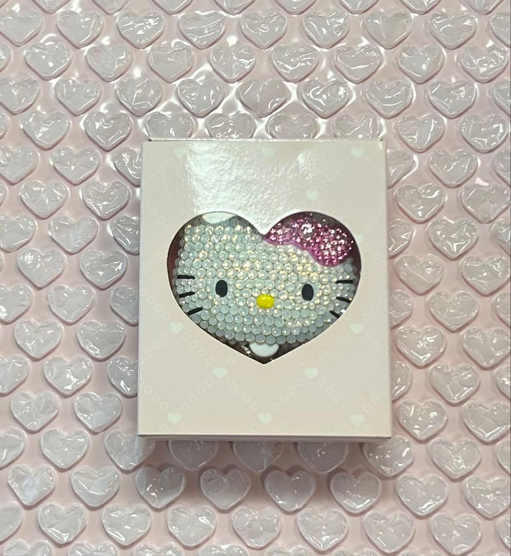 【レア】 ハローキティ×デコプティ ネックストラップ スワロフスキー 未使用 レア】 ハローキティ×デコプティ ネックストラップ スワロフスキー 未