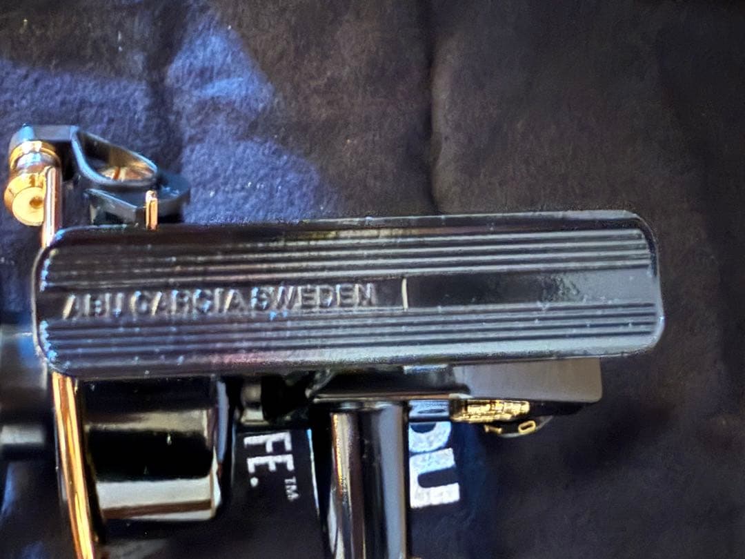 と*ろ様 《新品未使用》ABU カーディナル33 CDL ゴールドアルミスプール