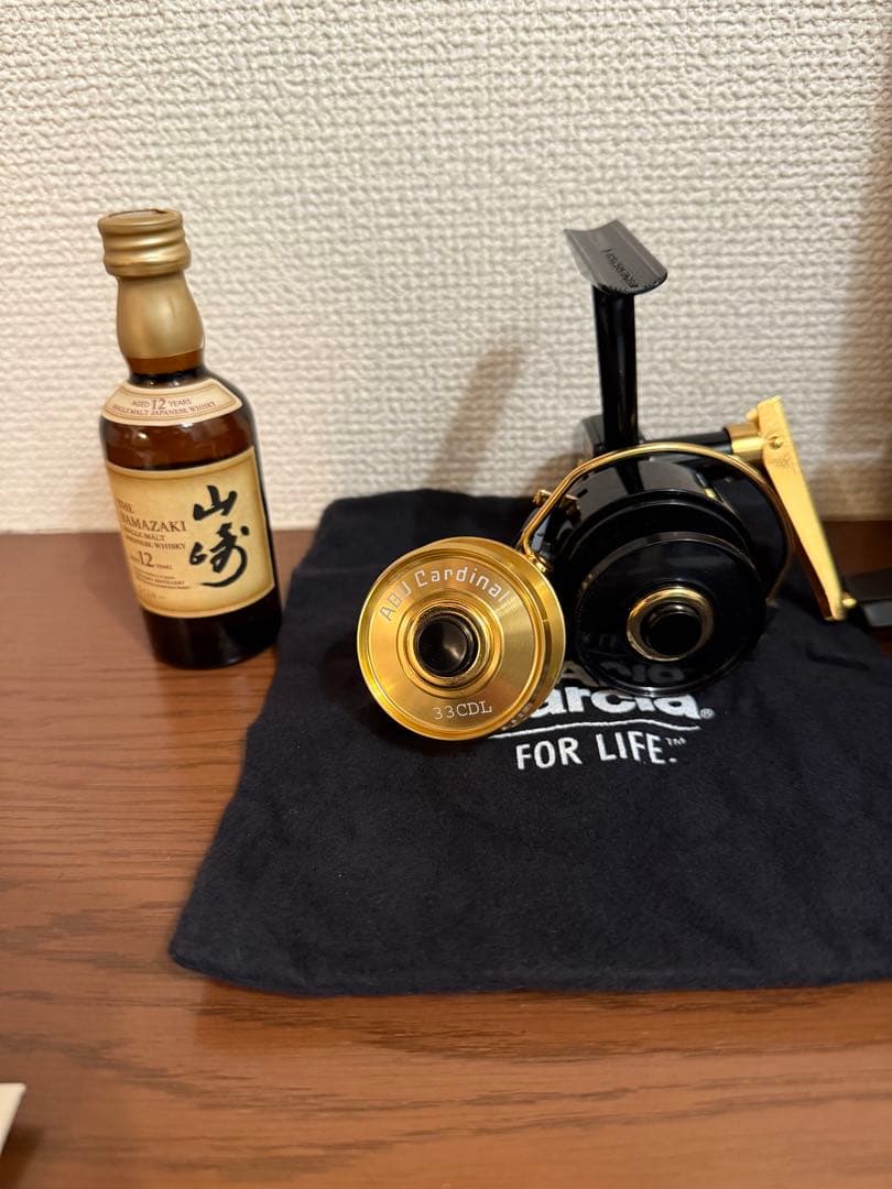 と*ろ様 《新品未使用》ABU カーディナル33 CDL ゴールドアルミスプール