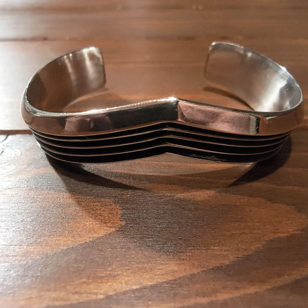 TOM HAWK トムホーク 4ライン バングル Vシェイプ ハート ナバホ