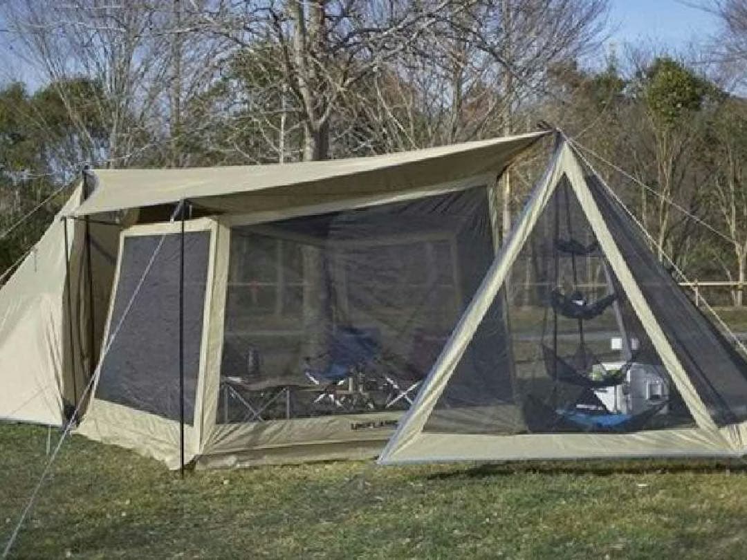 ユニフレーム　UNIFLAME　REBOタープ　（Ｍ）セット　ほぼ未使用 UNIFLAME(ユニフレーム)】REVOタープⅡ｜左右非対称の変則的なタープ