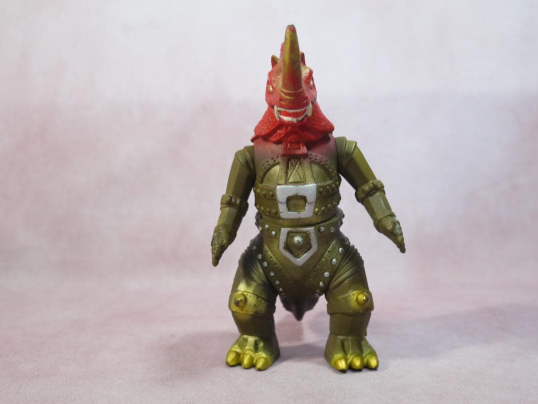 怪獣コマンドパワー軍団 メガゾラン ソフビ - メルカリ