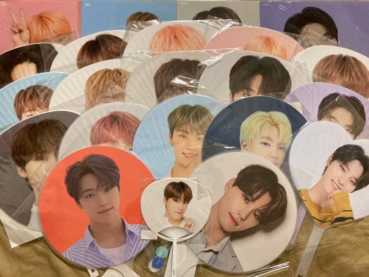 SEVENTEEN ディノ セット SEVENTEEN #ディノ さん 2/7〜11 Di_no990211 様 🩵基本特典カップ+