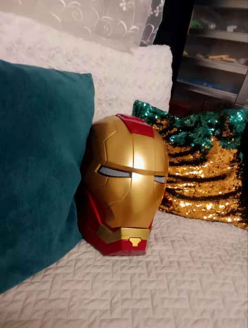 アイアンマン電動ヘルメット 着用可能